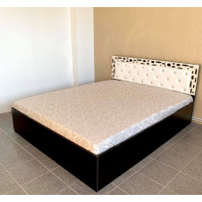 Pat tapitat Poxy, culoare alb / wenge, 160 x 200 cm Pat tapitat Poxy, culoare alb / wenge, 160 x 200 cm